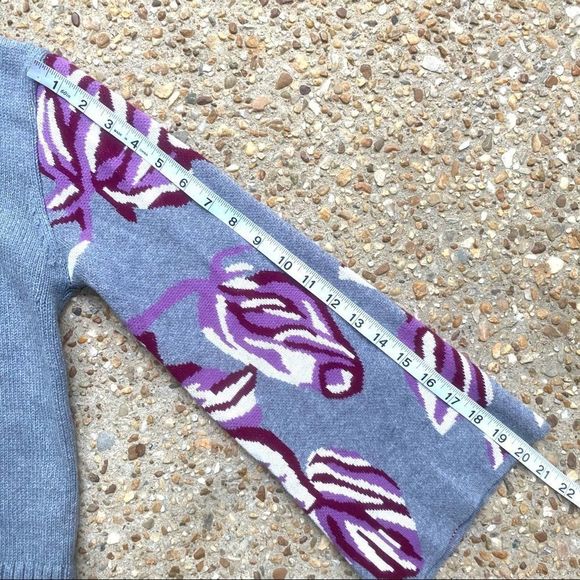 Cabi #3704 3704 Eden Floral Bell Sleeves Sweater S - Picture 5 of 11